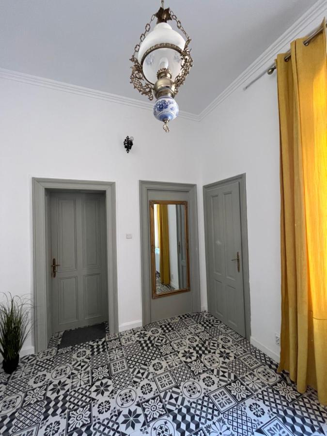 Barty Downtown Apart 1 Timisoara Exterior foto